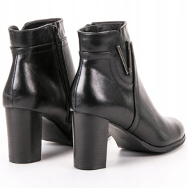 Vinceza Bottines noires sur un poteau le noir 2 Vinceza Bottines noires sur un poteau le noir 2