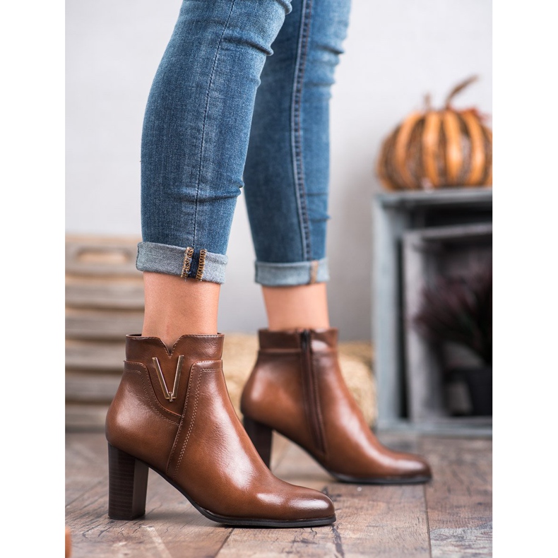 Vinceza Bottines brunes sur un poteau 1