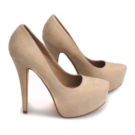 Escarpins en daim sur la plateforme beige clair LE107A 3