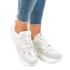 Chaussures de sport blanches à la mode pour femmes C2 2