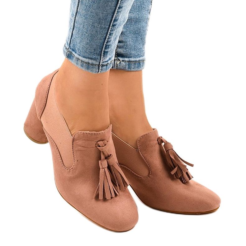 Escarpins en daim rose sur le montant LL-97P 1