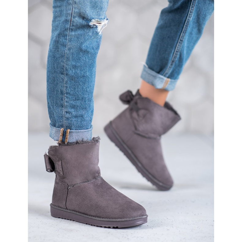 Mukluki gris avec un nœud 2