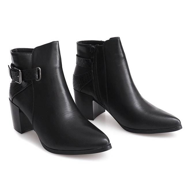 Bottes Chaudes Sur Un Poteau R805 Noir 1
