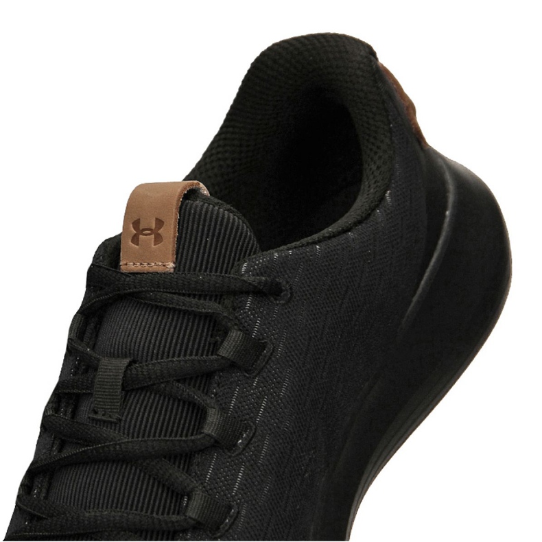 Under Armour Ripple Élevé M 3021651-002 le noir 1