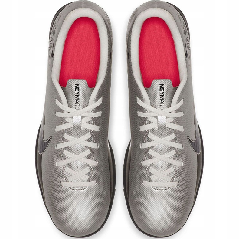 Chaussure de football Nike Mercurial Vapor 13 Club Neymar Tf M AT8000-006 gris argent 1 Chaussure de football Nike Mercurial Vapor 13 Club Neymar Tf M AT8000-006 gris argent 1