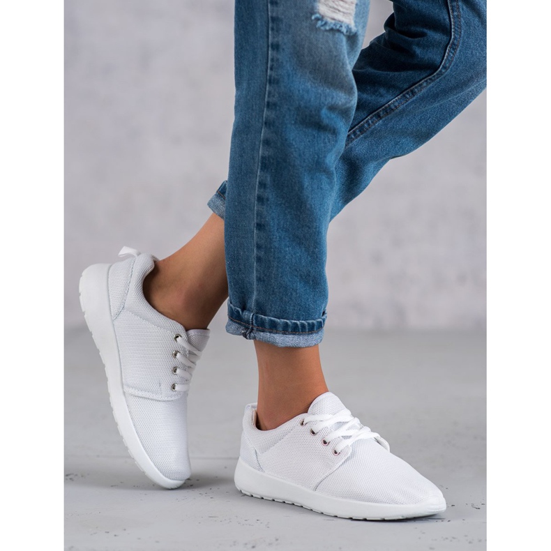 SHELOVET Chaussures de sport textiles blanche 2 SHELOVET Chaussures de sport textiles blanche 2