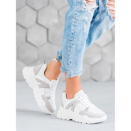 SHELOVET Chaussures attachées sur la plate-forme blanc 1