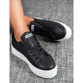 SHELOVET Chaussures noires sur la plate-forme le noir 1