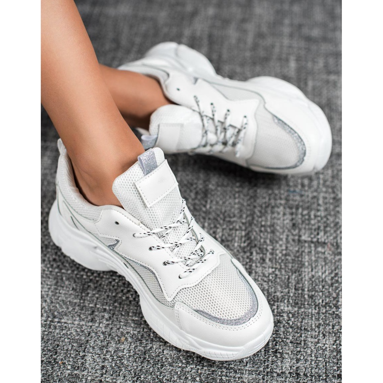 SHELOVET Chaussures de sport classiques blanche 1 SHELOVET Chaussures de sport classiques blanche 1