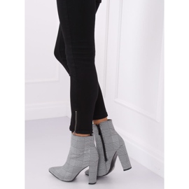 Bottines noires à talons NS053P Houn Dstooth 2