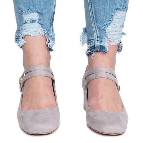 Escarpins gris sur le post Tamara 1 Escarpins gris sur le post Tamara 1