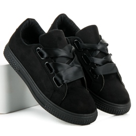Baskets en daim nouées avec un ruban le noir 5