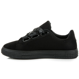 Baskets en daim nouées avec un ruban le noir 3