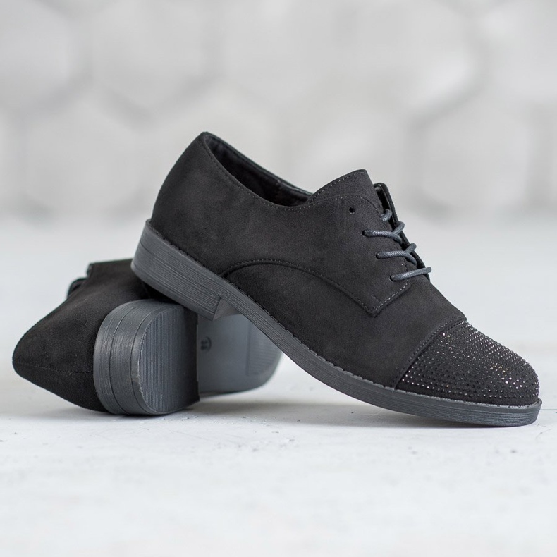 Best Shoes Chaussures avec des cristaux noir 1