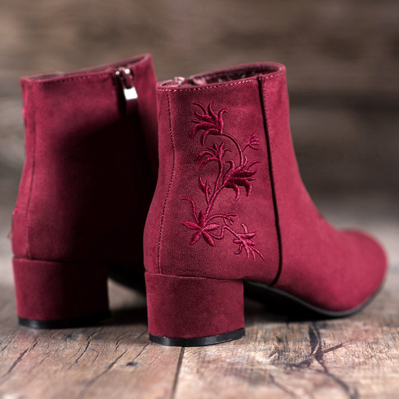 Small Swan Bottes avec application rouge 1
