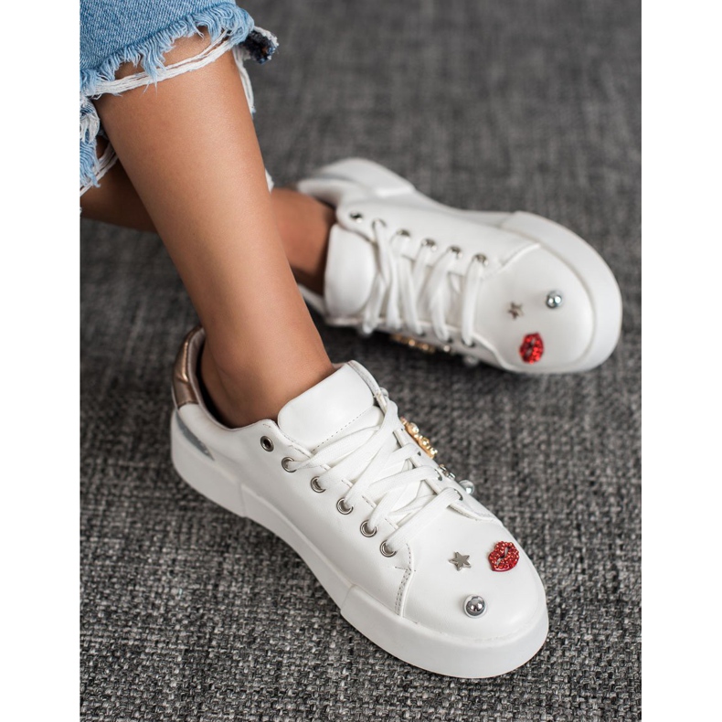 Bestelle Chaussures de sport avec patchs blanche 1