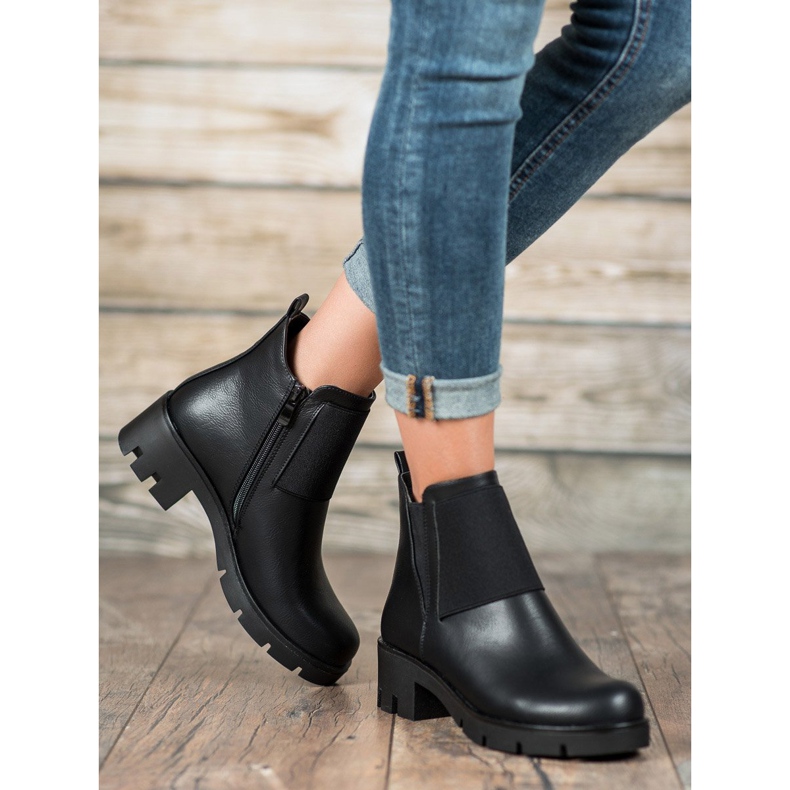 Small Swan Bottes noires sur la plate-forme le noir 1