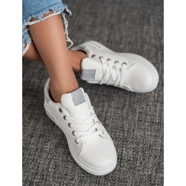 SHELOVET Baskets en cuir écologique blanche 1