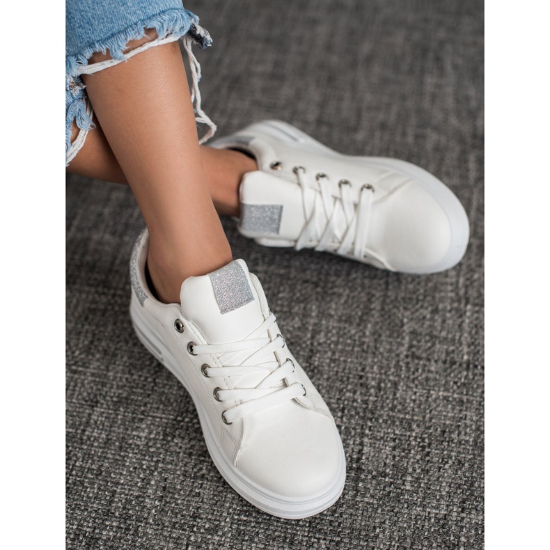 SHELOVET Baskets en cuir écologique blanche 1