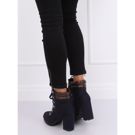 Boots bois bleu marine 8992 Bleu 1 Boots bois bleu marine 8992 Bleu 1