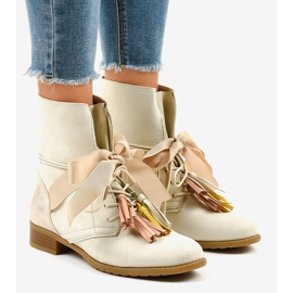 Bottines plates beiges nouées à franges A-226 1
