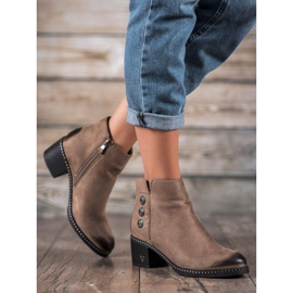Vinceza Bottines en daim sur un bar brun 5