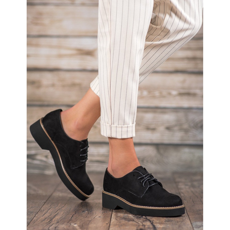 SHELOVET Chaussures en daim noires le noir 2