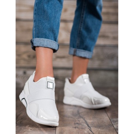Ideal Shoes Baskets à enfiler à la mode blanche 2