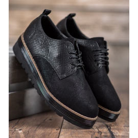 SHELOVET Chaussures sur la plateforme à imprimé serpent noir 1