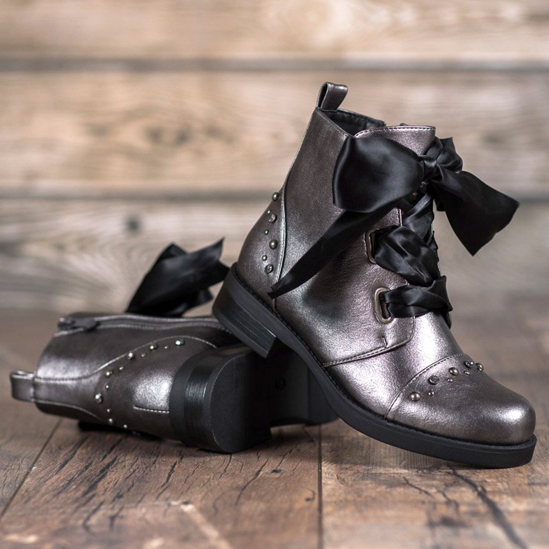 Bestelle Bottines à ruban gris 1