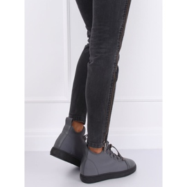 Gris XY-35 Baskets en néoprène isolées grises 1