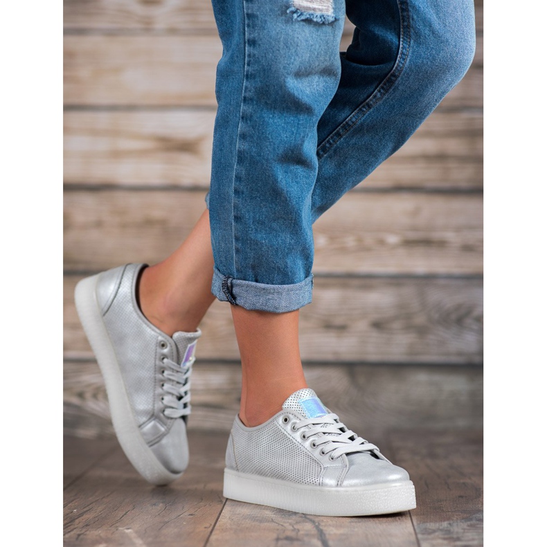 Baskets argentées gris 2