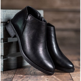 M.Daszyński Bottes à talons plats noir 2