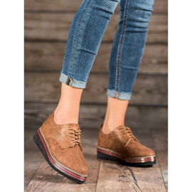 SHELOVET Chaussures sur la plateforme à imprimé serpent brun 2