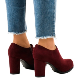 Bottines en daim marron avec une fermeture éclair JM-9 rouge 3