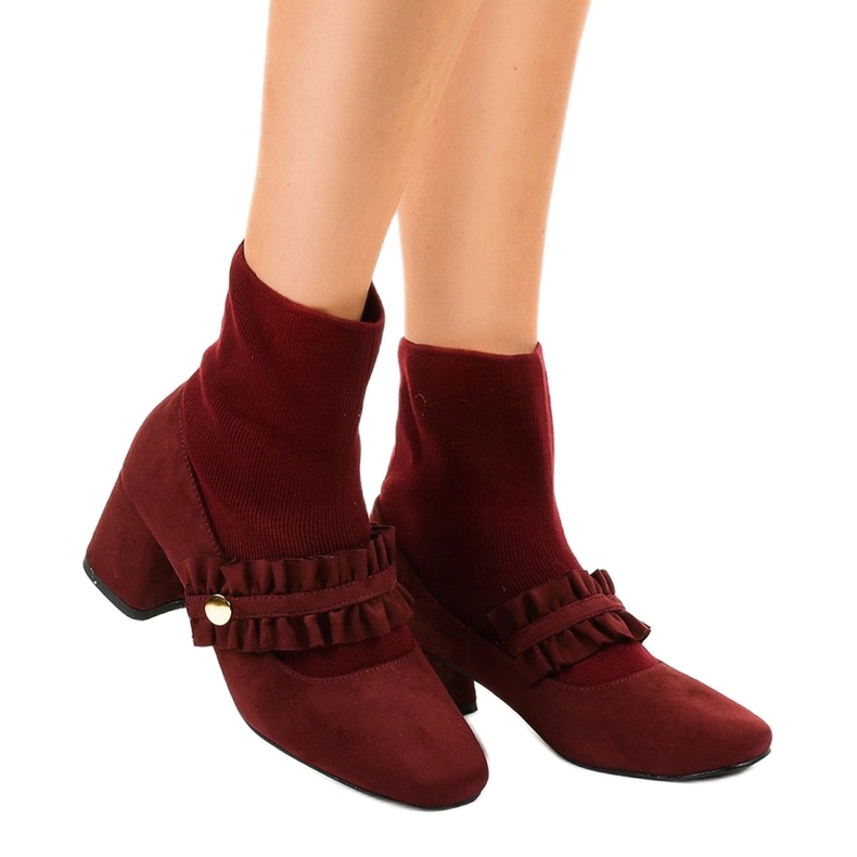 Escarpins en velours rouge sur le poteau JM8118Y 1