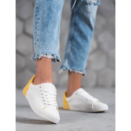 Bestelle Baskets en cuir écologique blanche 1