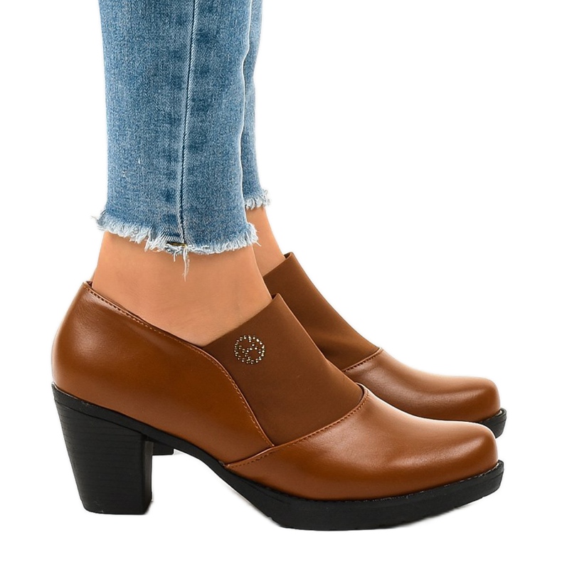 Bottines camel sur le poteau TH-F198 brun 1