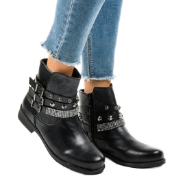 Bottes noires richement décorées LL179 le noir 1