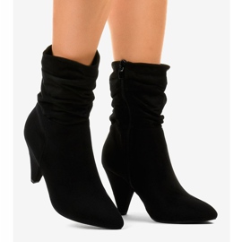 Bottines en daim noir sur le poteau F027 le noir 2