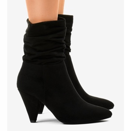 Bottines en daim noir sur le poteau F027 le noir 3