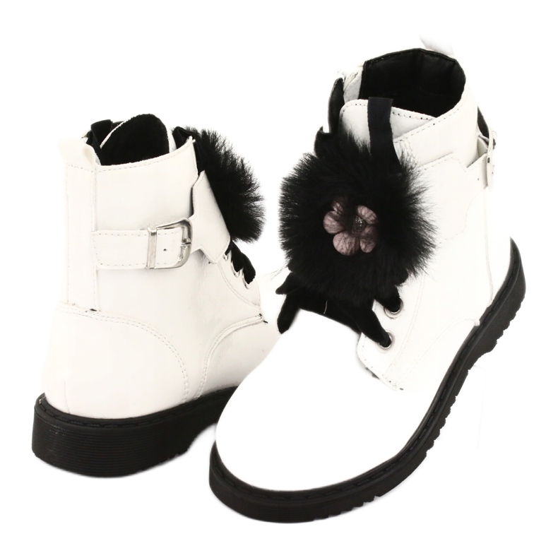 Bottes vernies d'Evento 1438 canettes blanche le noir 4