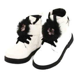 Bottes vernies d'Evento 1438 canettes blanche le noir 3 Bottes vernies d'Evento 1438 canettes blanche le noir 3