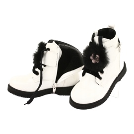 Bottes vernies d'Evento 1438 canettes blanche le noir 5 Bottes vernies d'Evento 1438 canettes blanche le noir 5