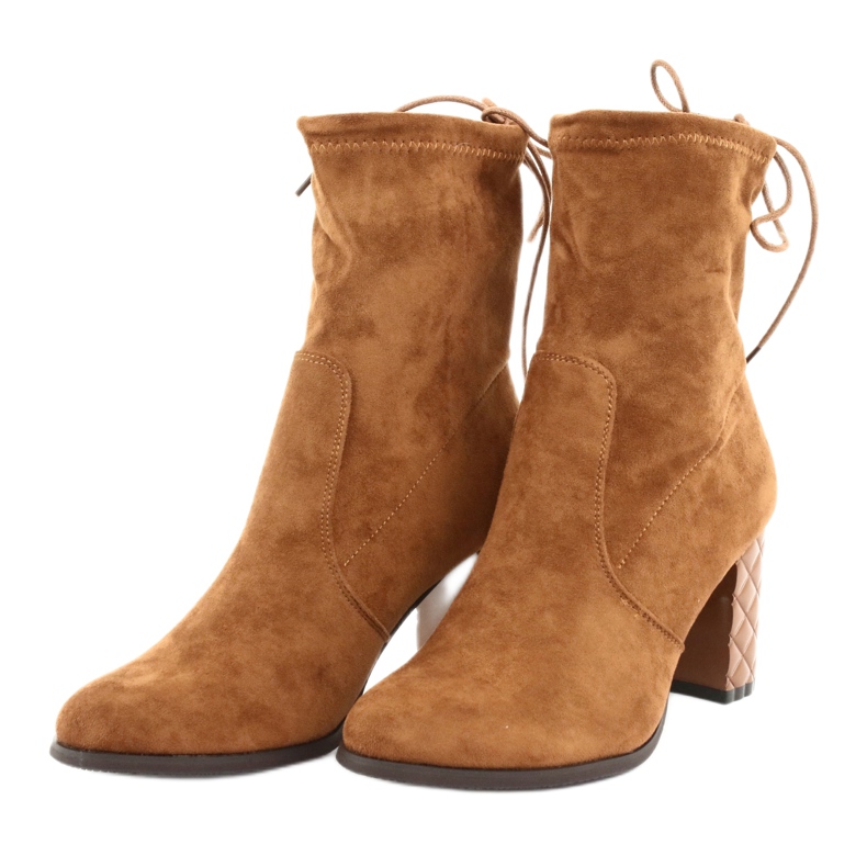 M.Daszyński Daszyński Bottes en daim sur un talon décoratif 154 Camel brun 3