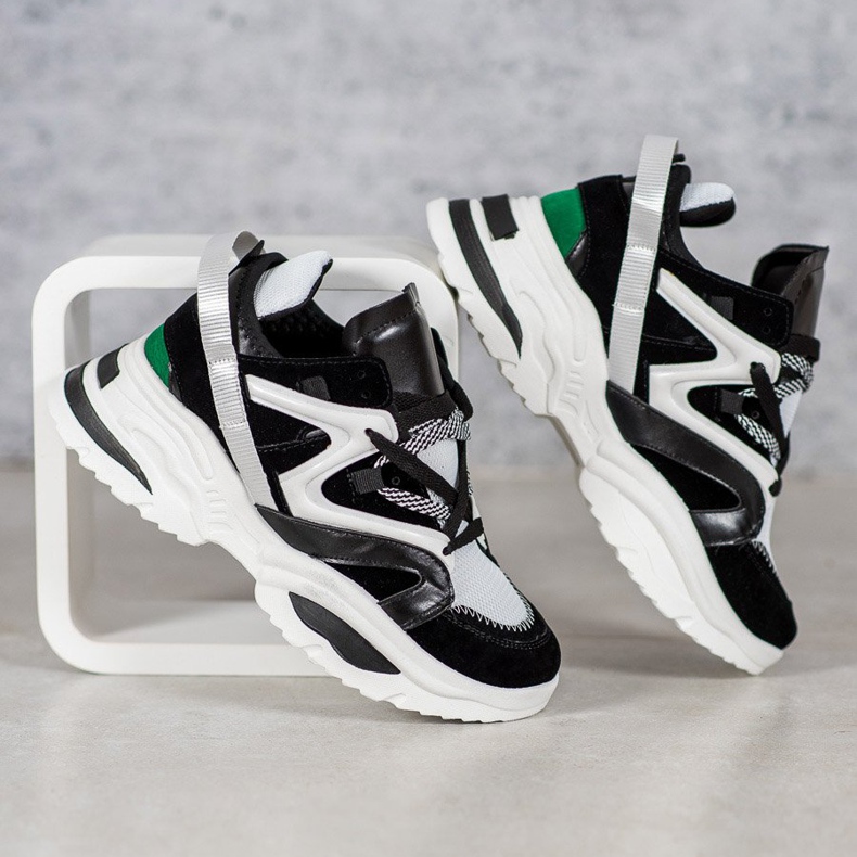 Baskets tendance VICES blanche le noir multicolore 1