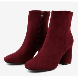 Bottines en daim marron sur le poste 3486 rouge 3