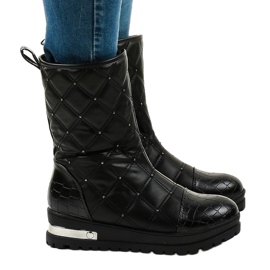 Bottines plates pour femmes noires à clous B9016-1 le noir 2