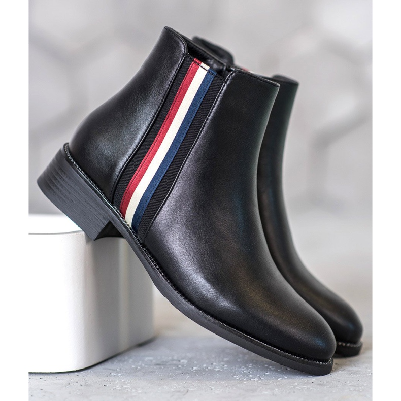 Filippo Bottes avec une ceinture décorative noir 1