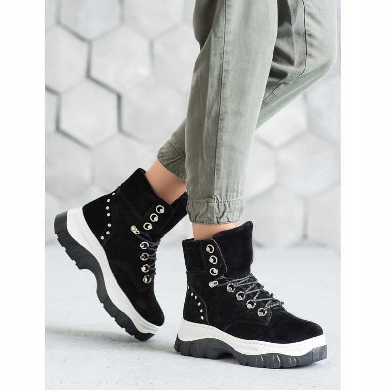 Seastar Trappeurs sur la plate-forme le noir 1